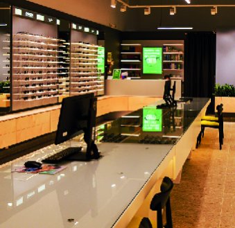 Нова Люксоптика в Blockbuster Mall!