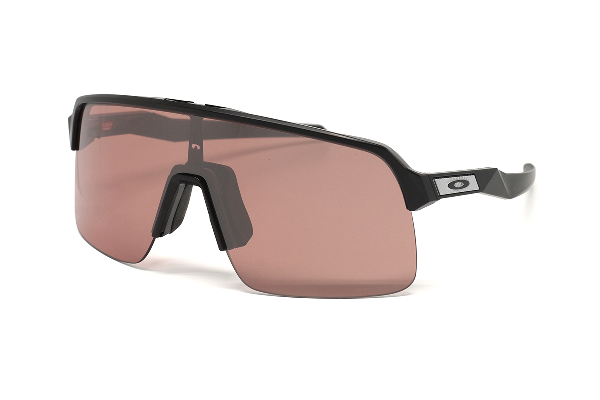 Солнцезащитные очки OAKLEY OO 9463 9463B8 39