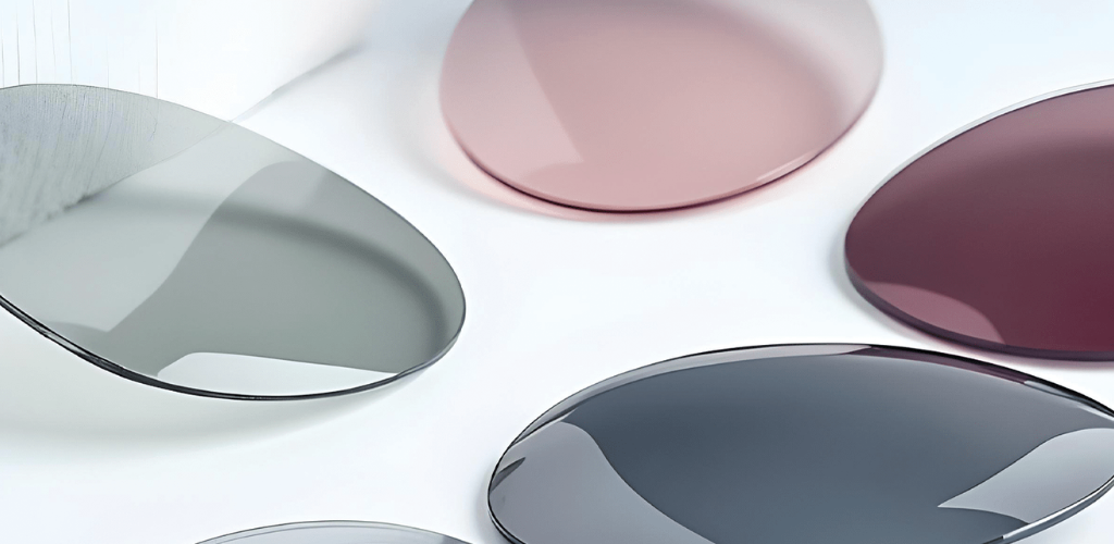 okulyari-2-v-1-fotokhromni-linzi-yaki-adaptuyutsya-do-svitla-2.png